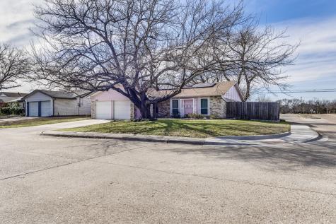 2301 Windchime Drive Grand Prairie TX 75051