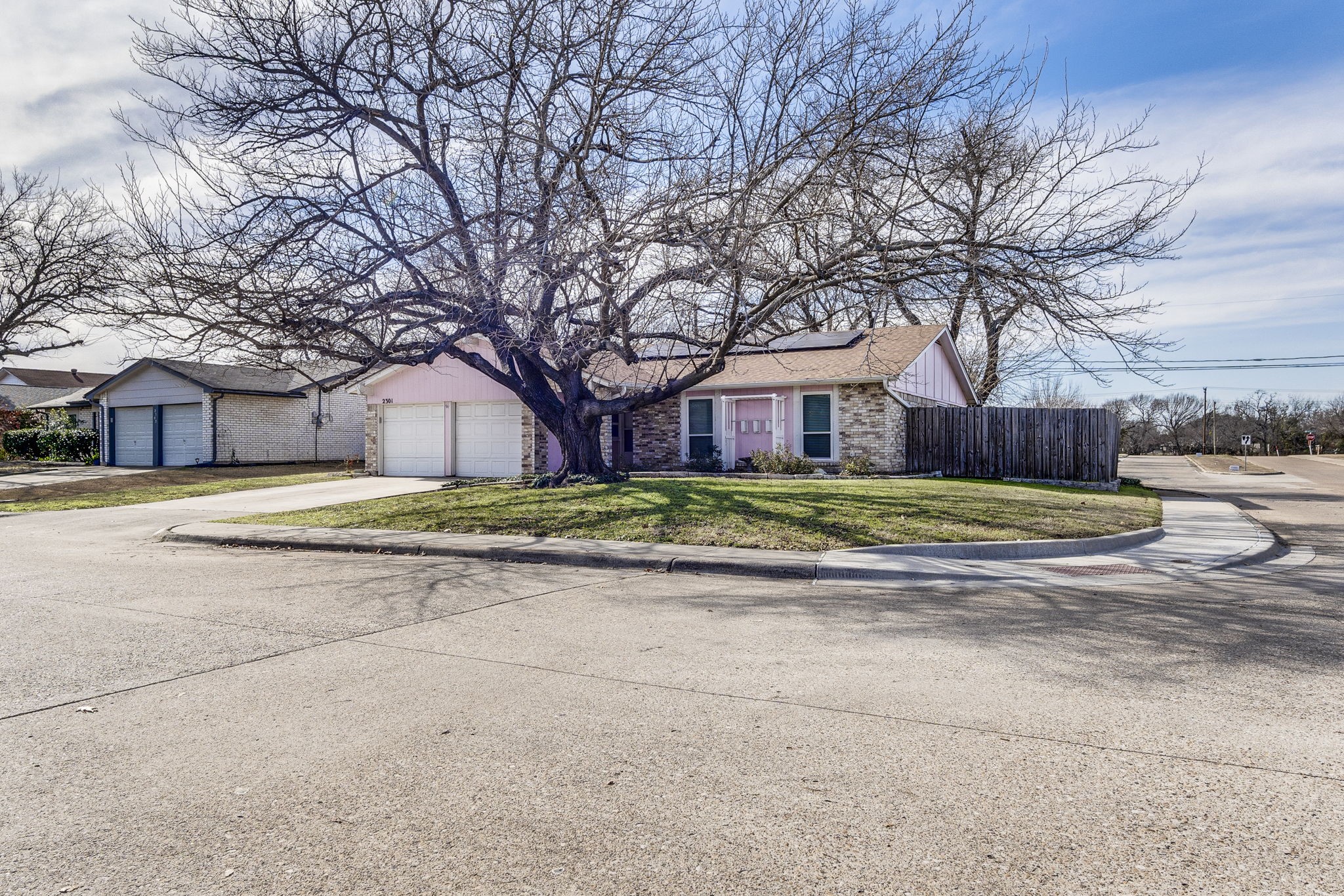 2301 Windchime Drive Grand Prairie TX 75051