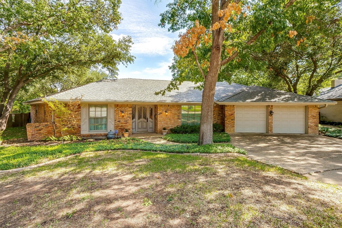 1601 Dakar Road W Fort Worth TX 76116