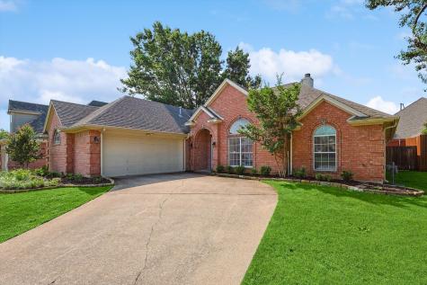 2708 Holly Brook Court Bedford TX 76021