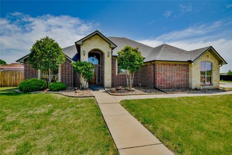 3140 Meandering Way Granbury TX 76049