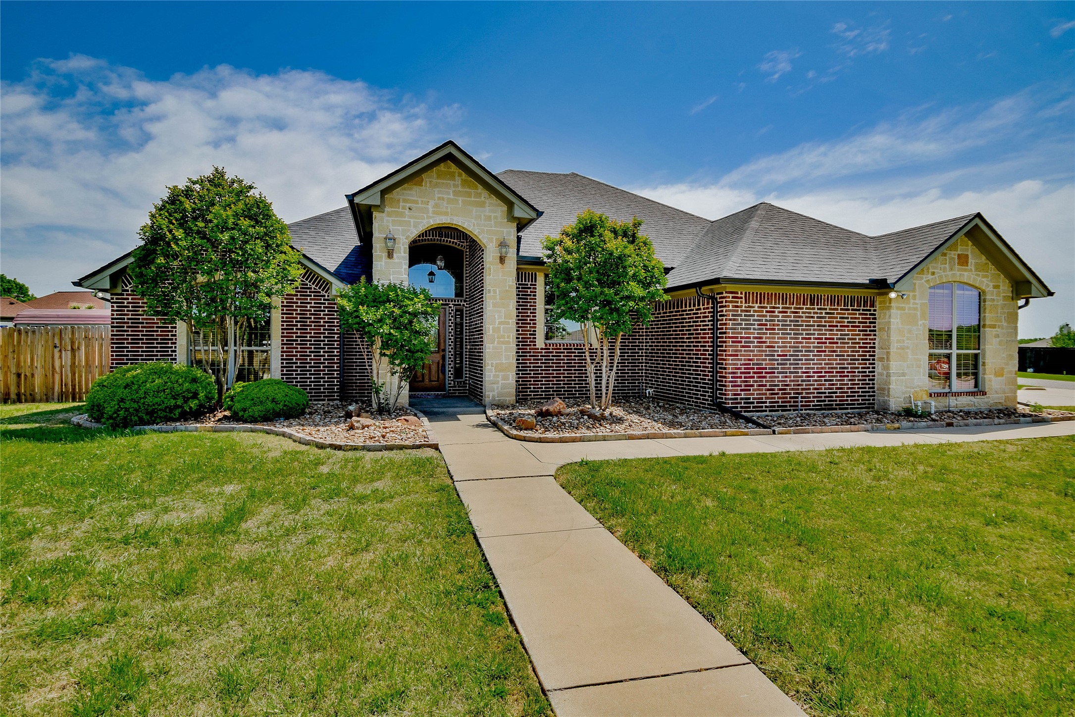 3140 Meandering Way Granbury TX 76049