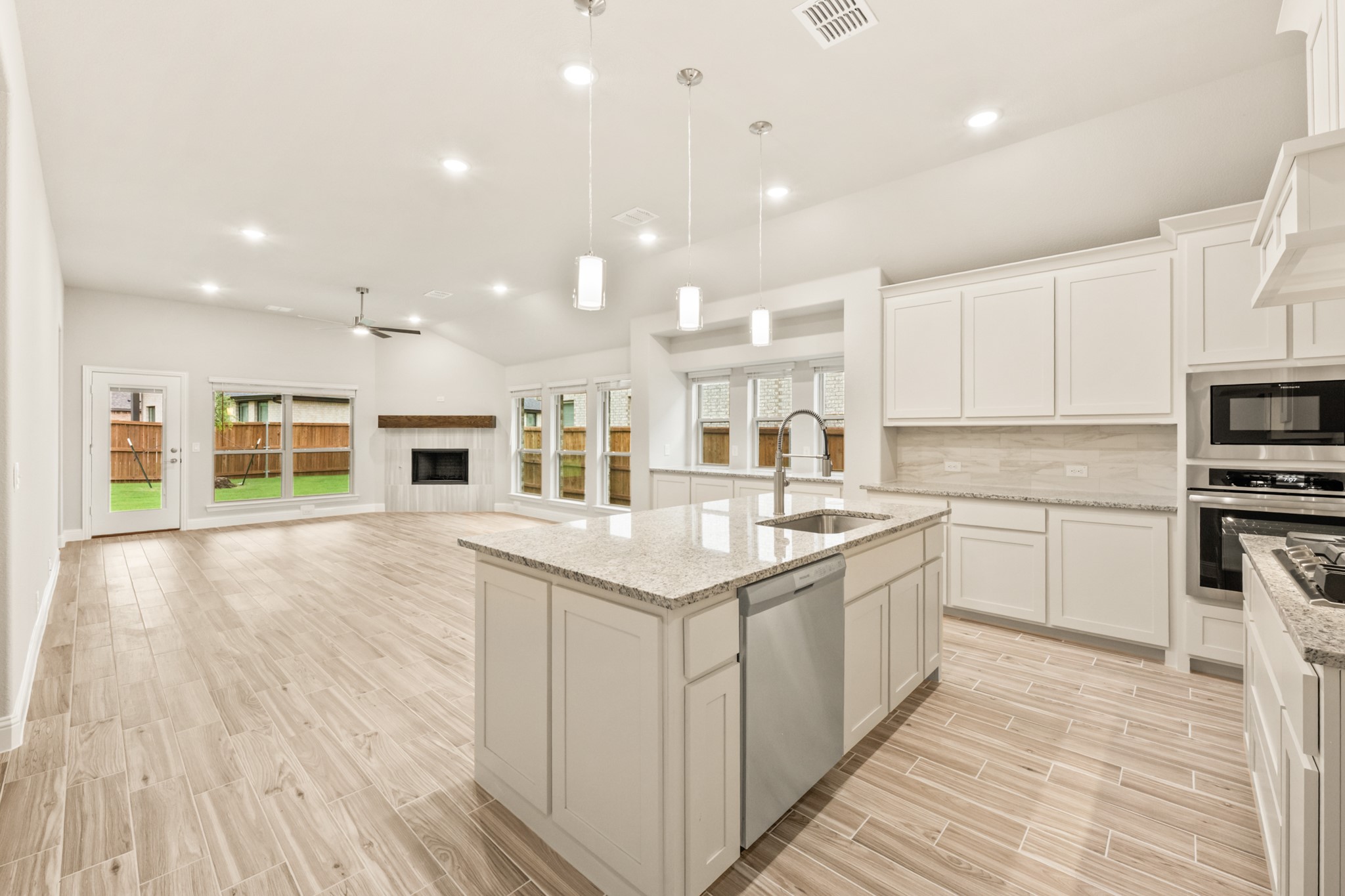 2203 Redding Drive Mansfield TX 76084