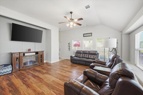 8421 Bonanza Street Aubrey TX 76227