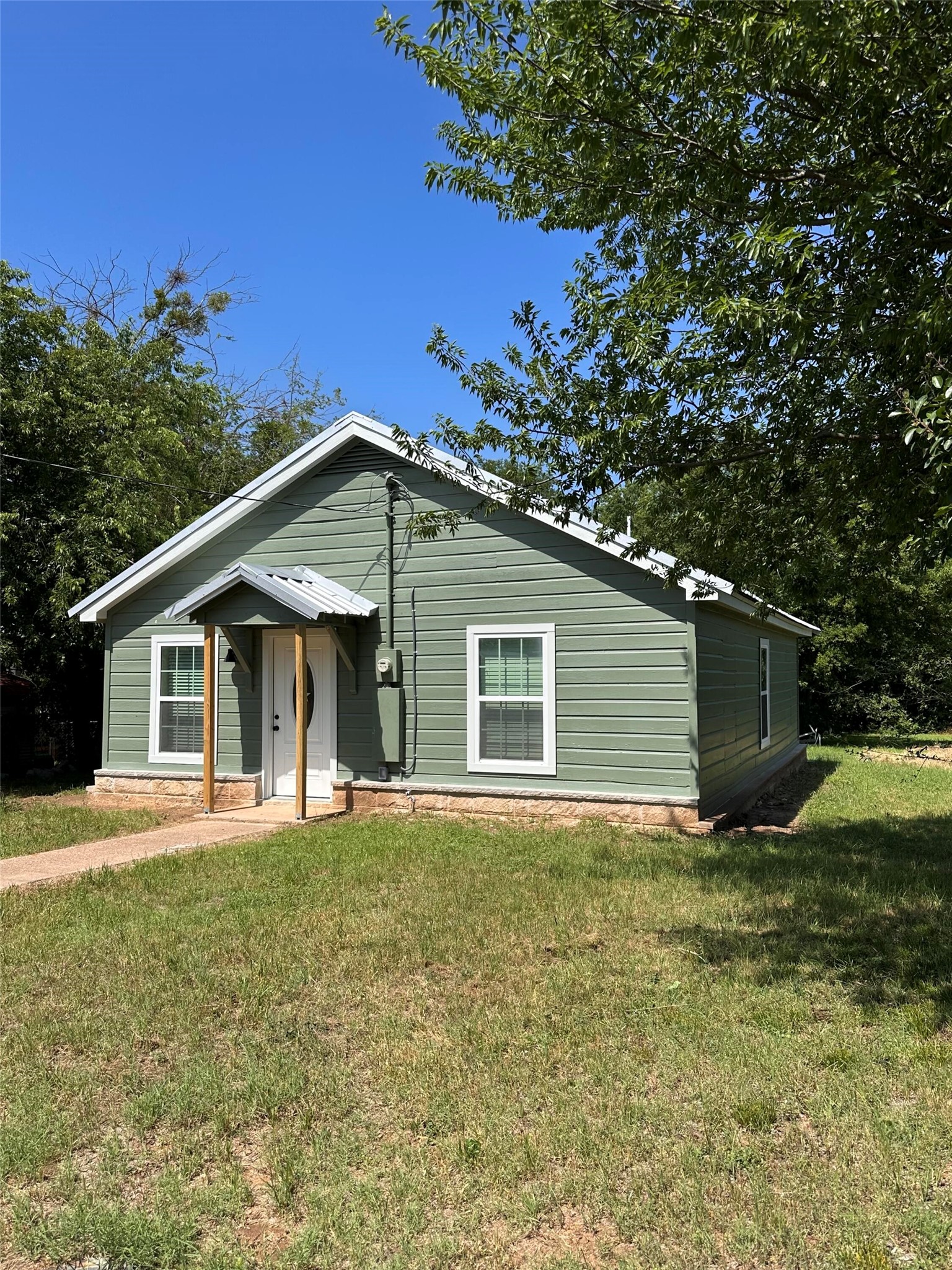 805 Green Street Comanche TX 76442
