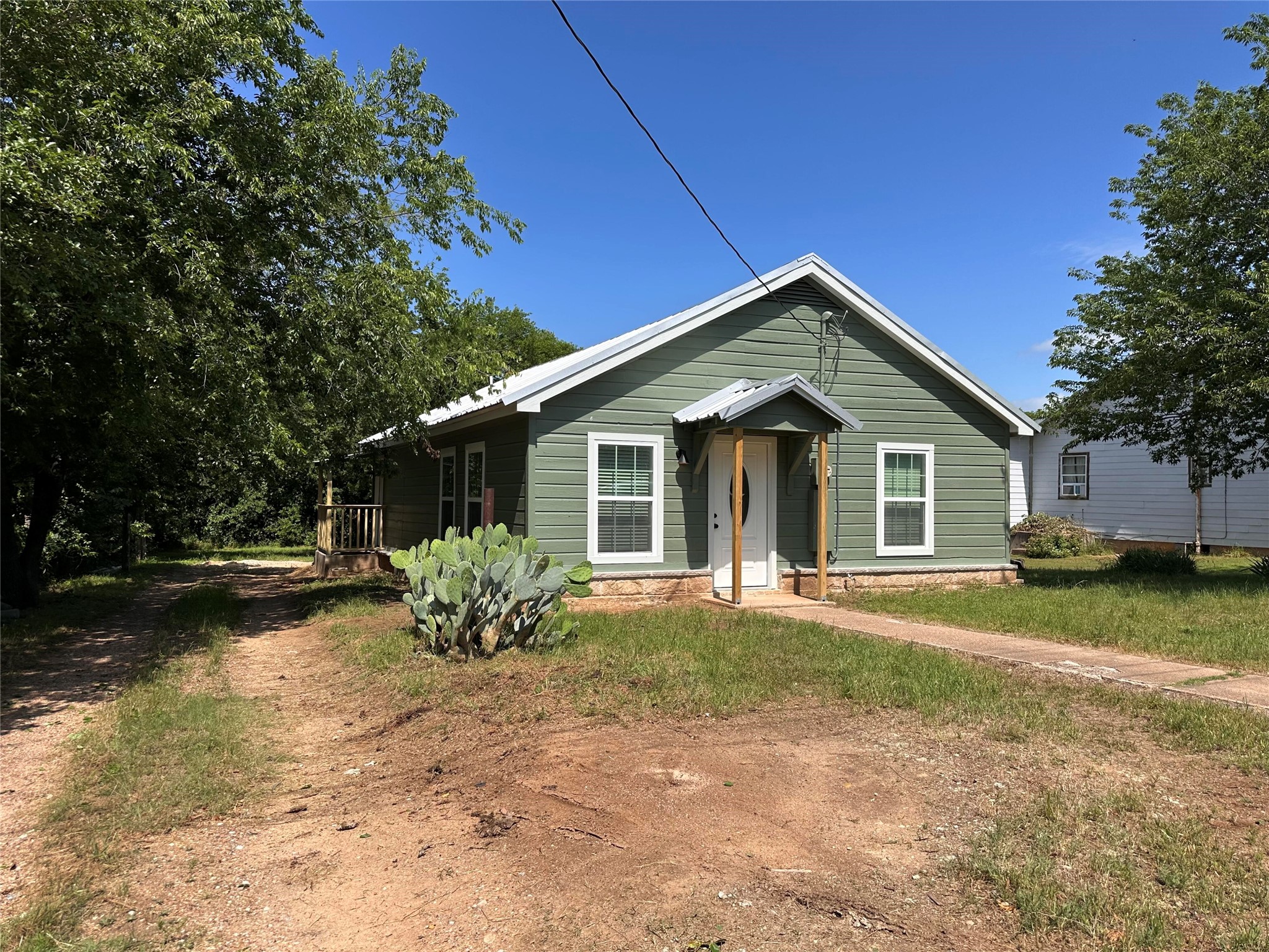 805 Green Street Comanche TX 76442