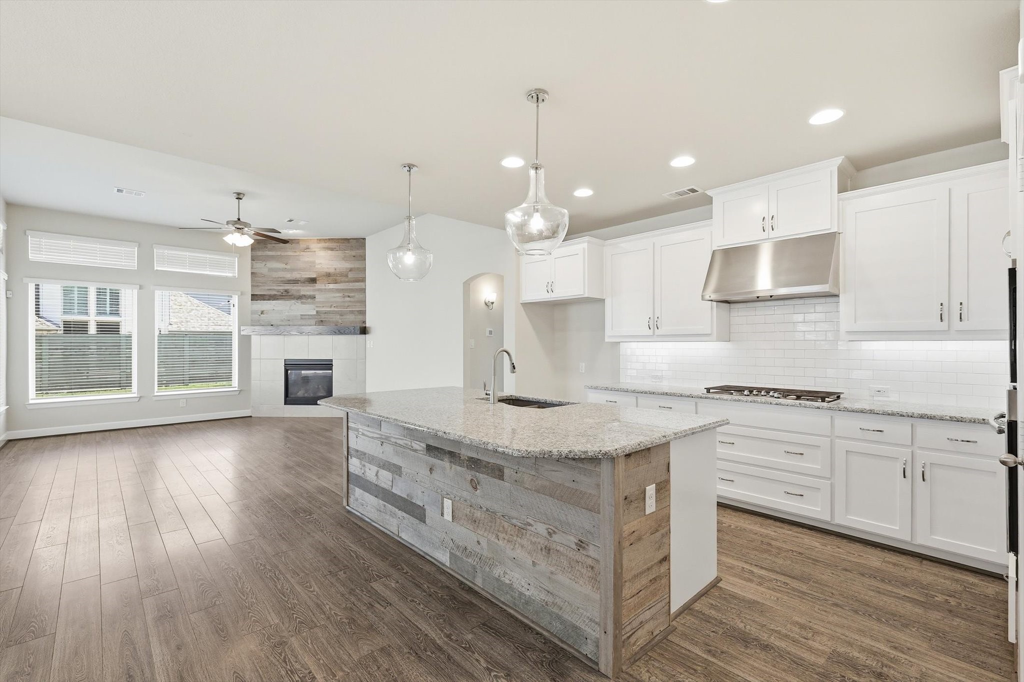 1113 15th Argyle TX 76226