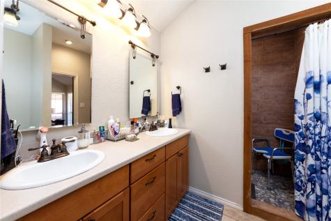 6004 Ten Wood Court Arlington TX 76018