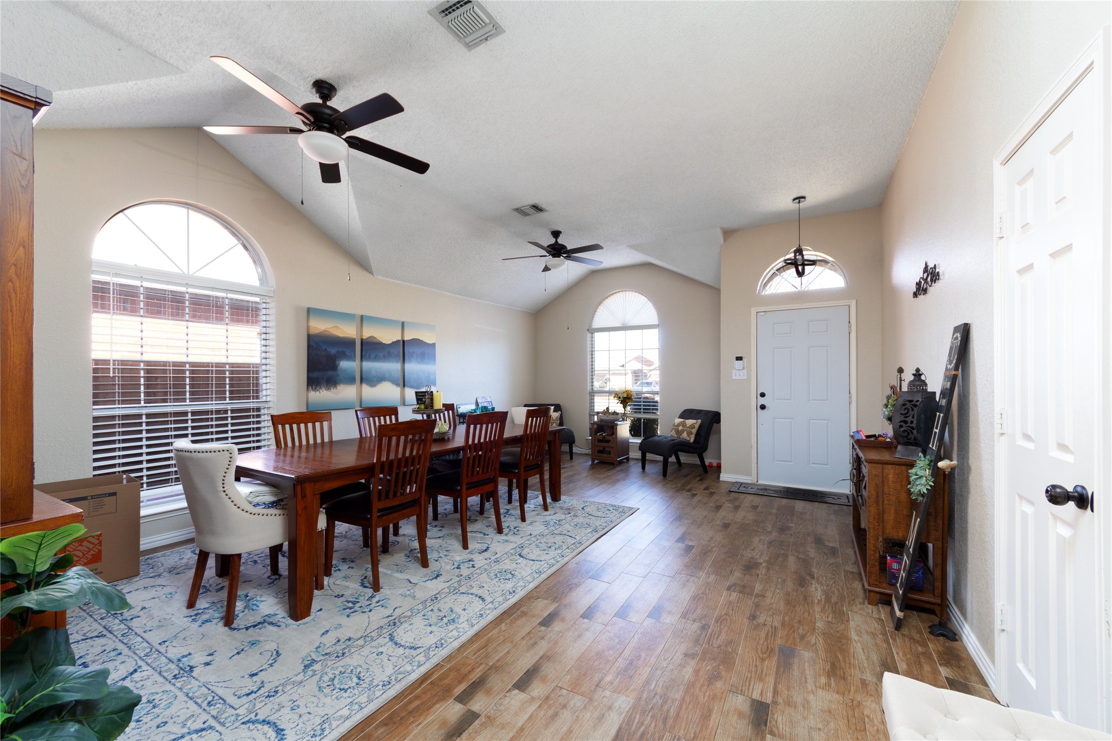 6004 Ten Wood Court Arlington TX 76018