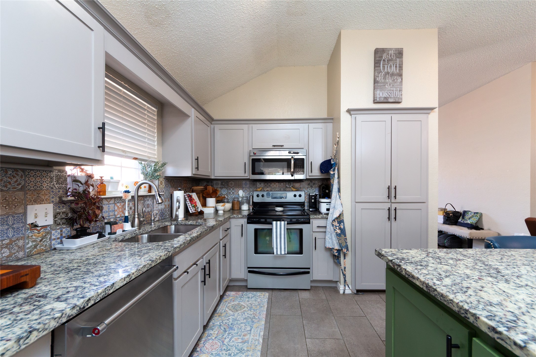 6004 Ten Wood Court Arlington TX 76018