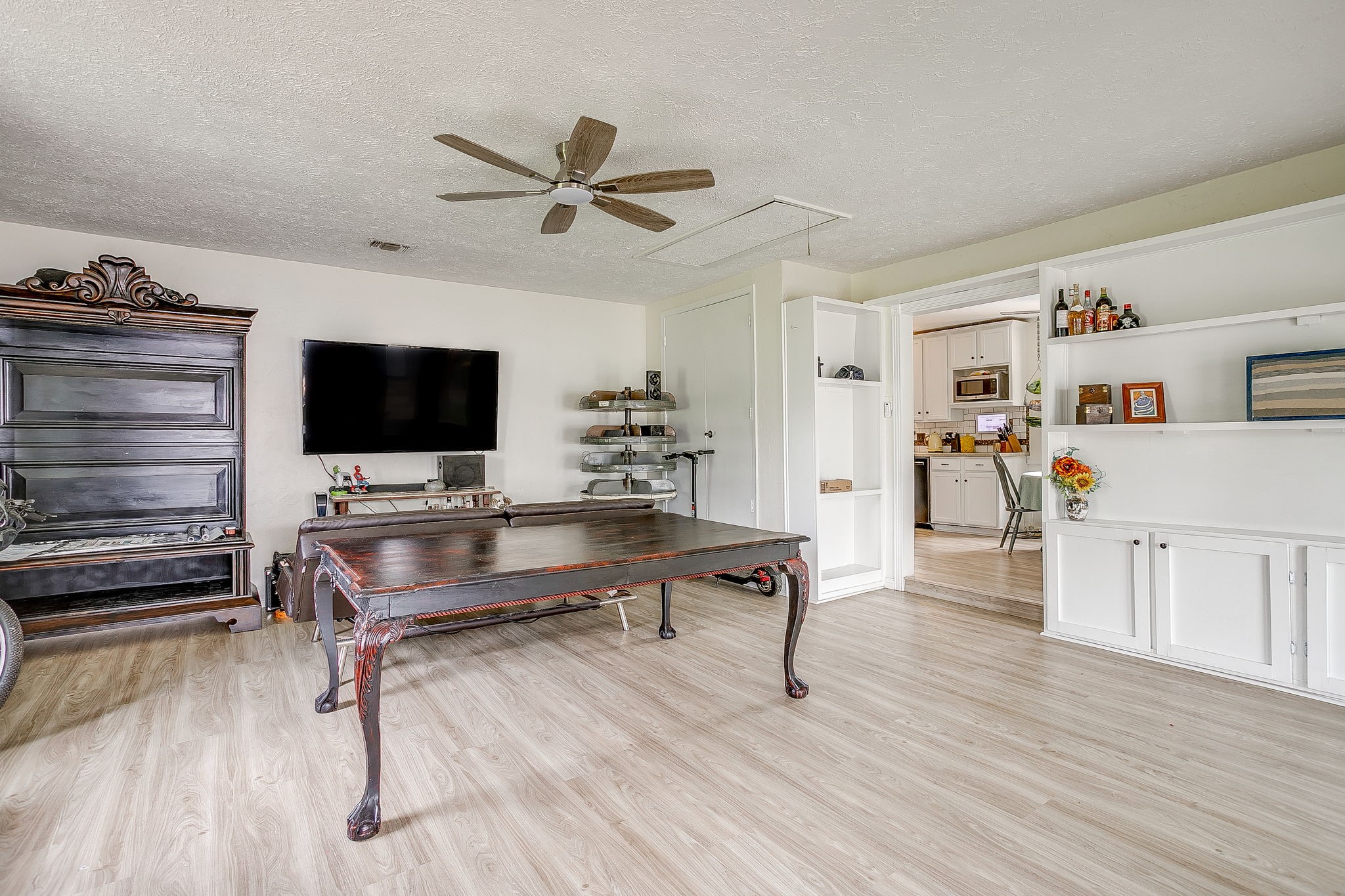 122 Valley Vista Drive Burleson TX 76028