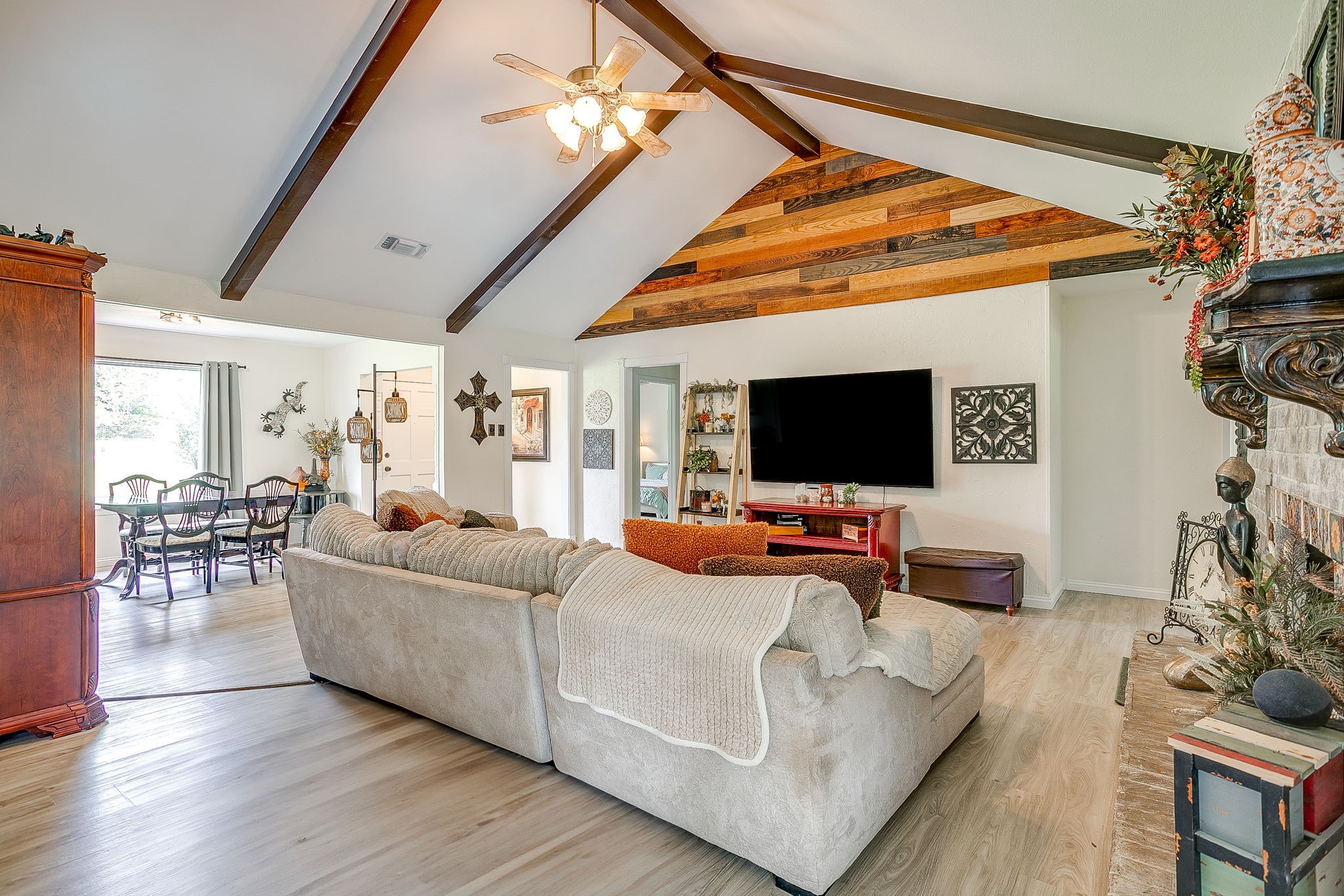 122 Valley Vista Drive Burleson TX 76028