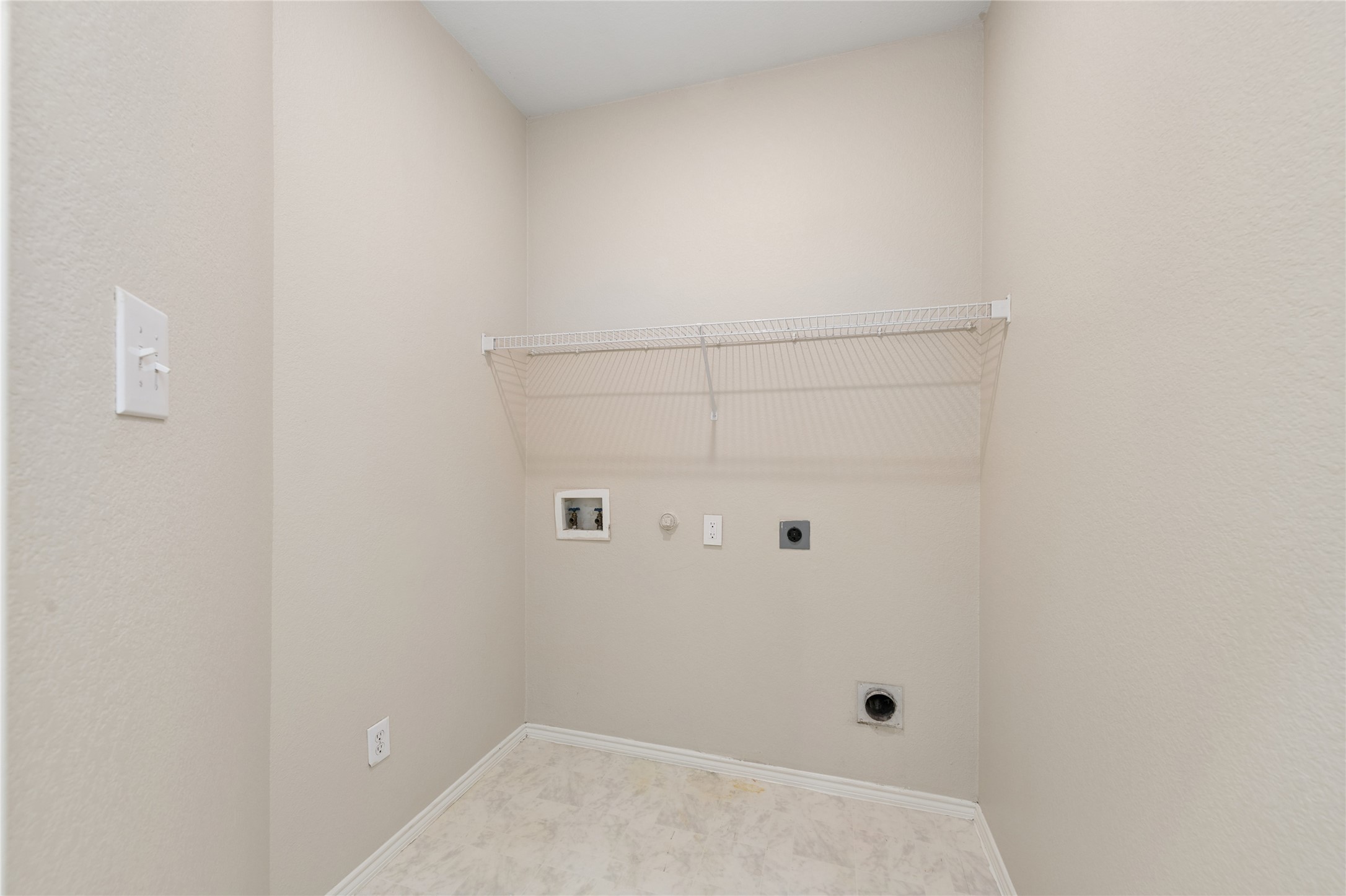 1113 Mockingbird Drive Aubrey TX 76227