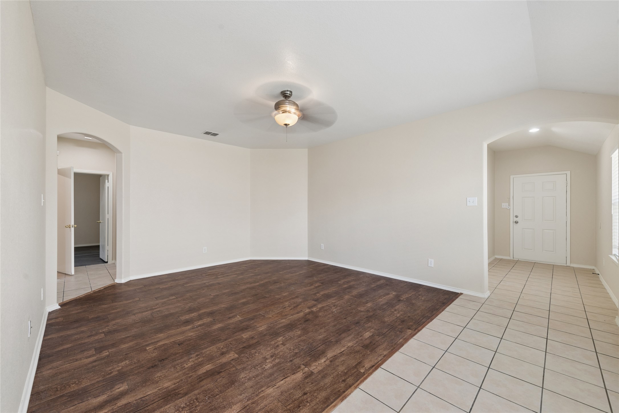 1113 Mockingbird Drive Aubrey TX 76227