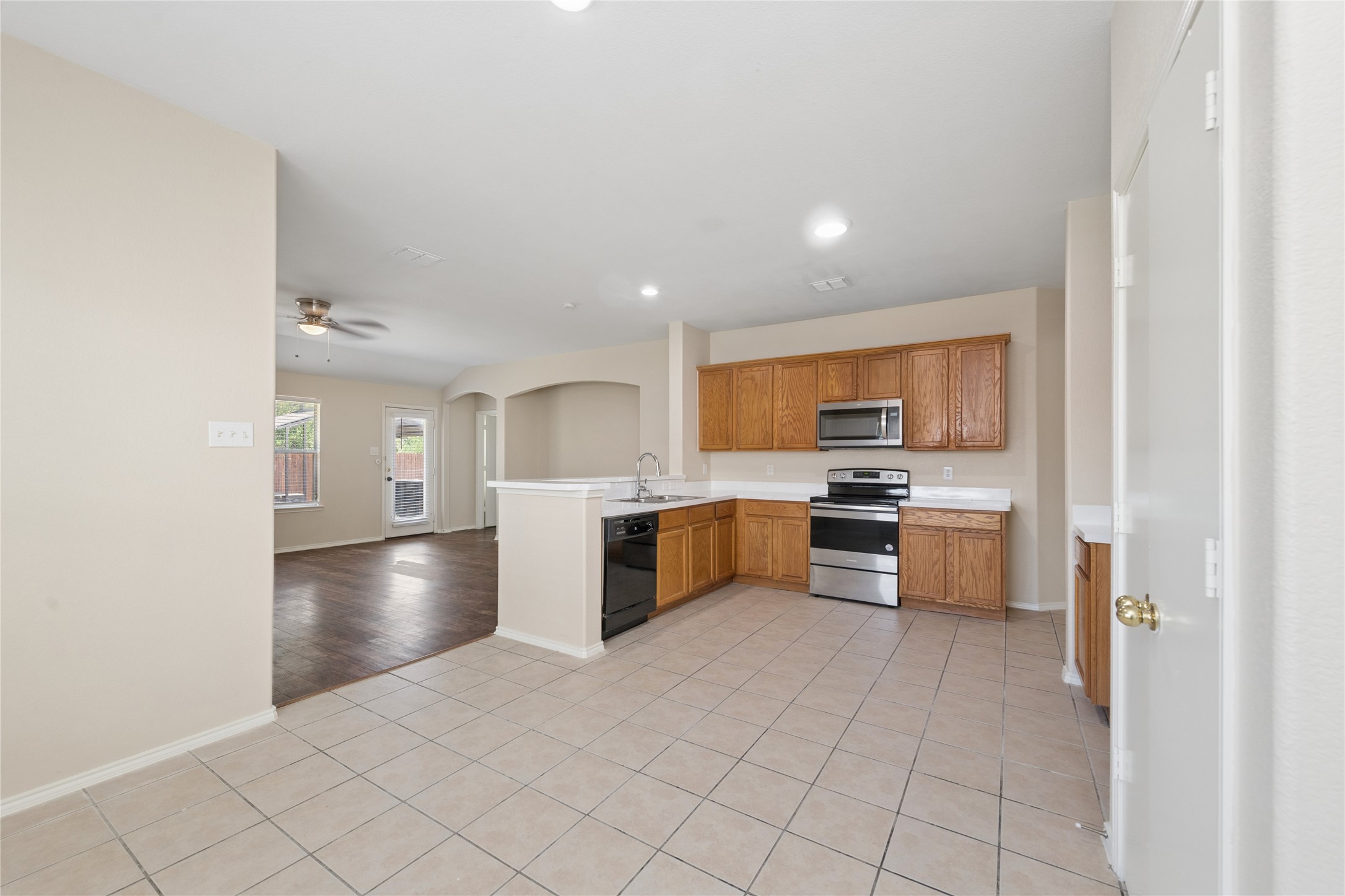 1113 Mockingbird Drive Aubrey TX 76227