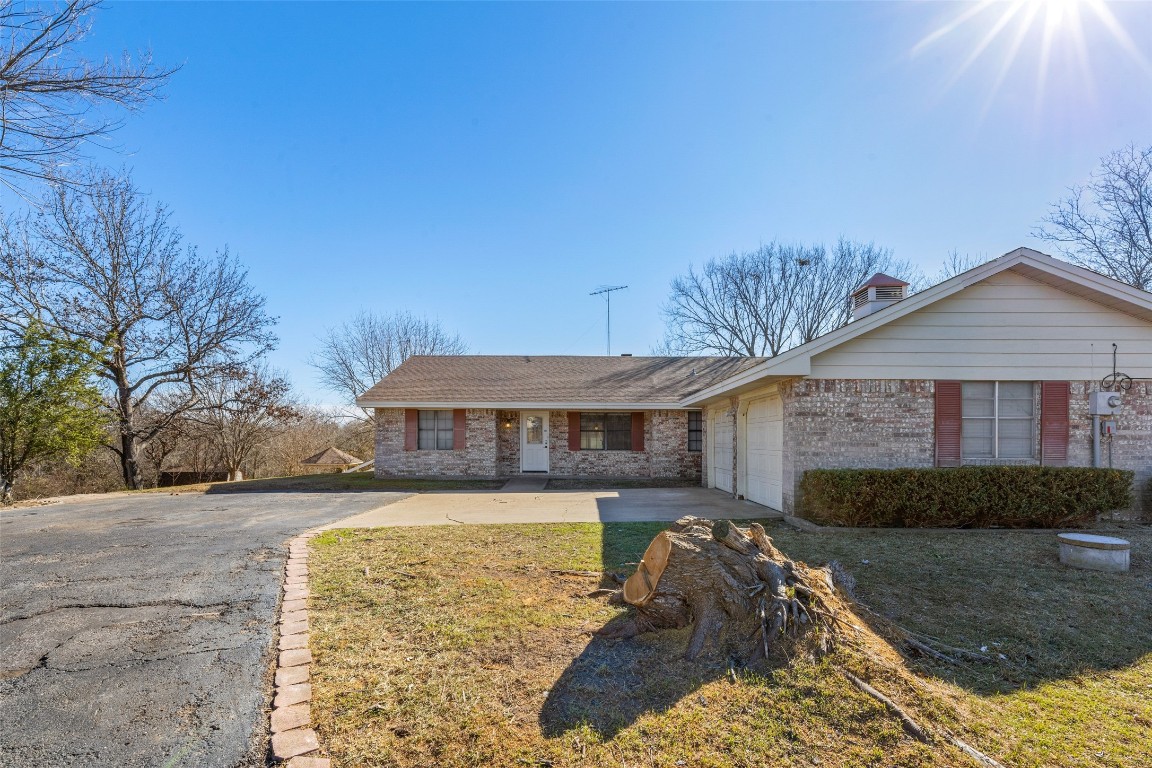 502 Valley Trail Drive Weatherford TX 76087