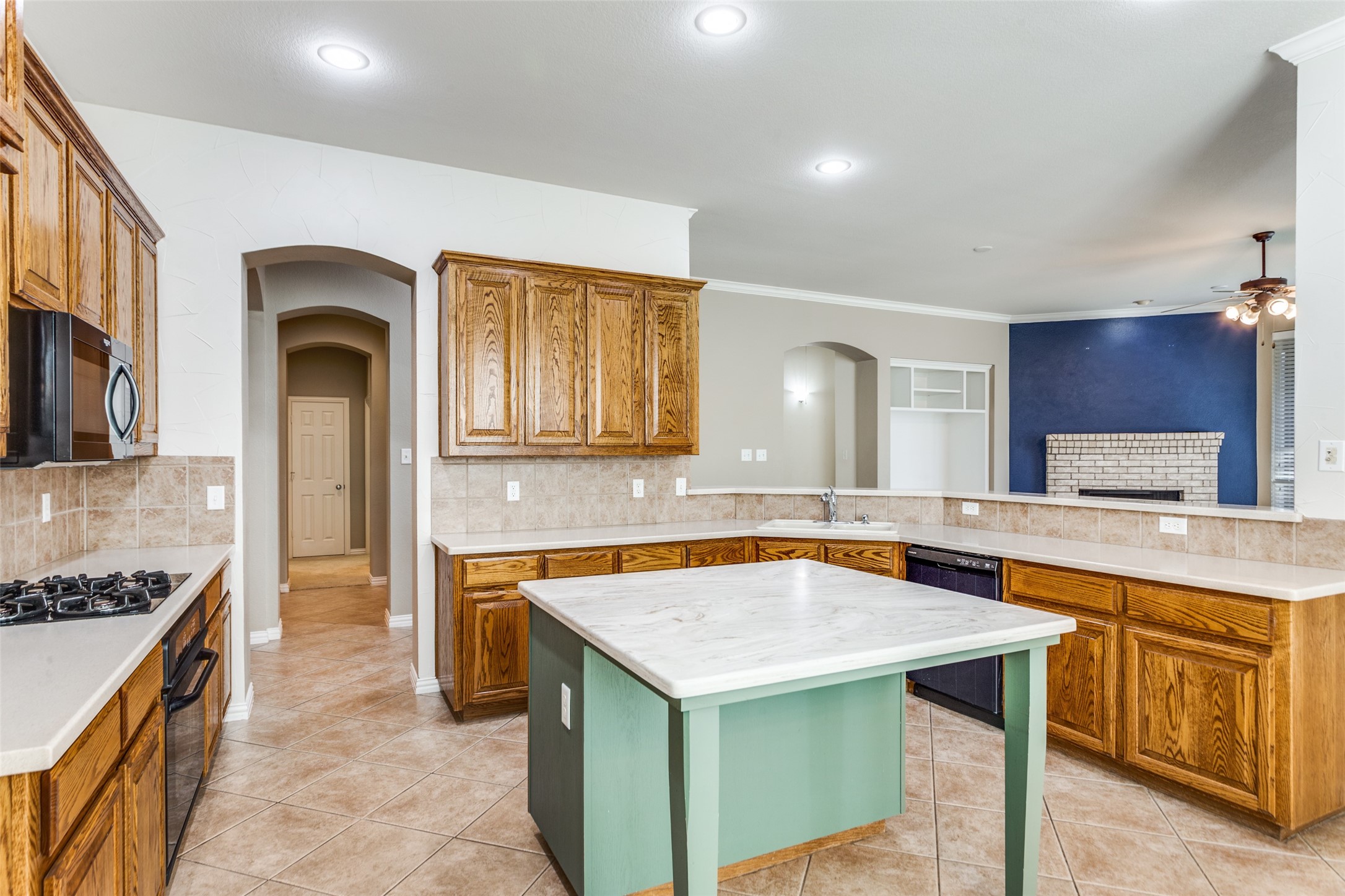 1710 Almond Drive Mansfield TX 76063