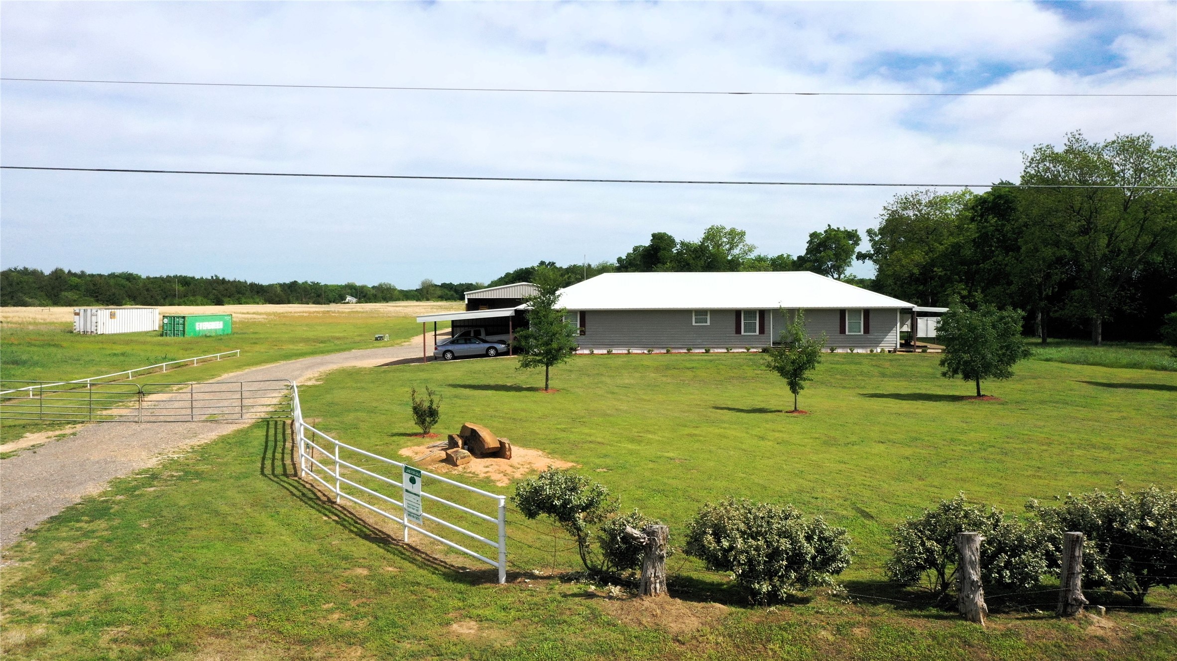 1176 W Fm 1753 Bonham TX 75418