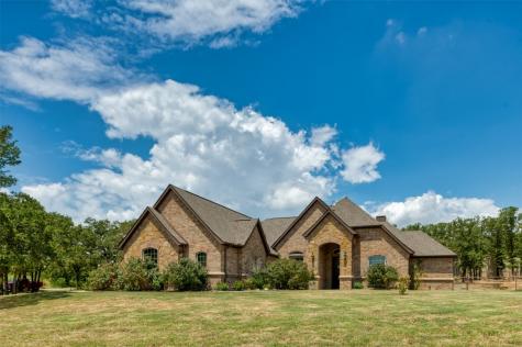 112 County Road 3471 Paradise TX 76073