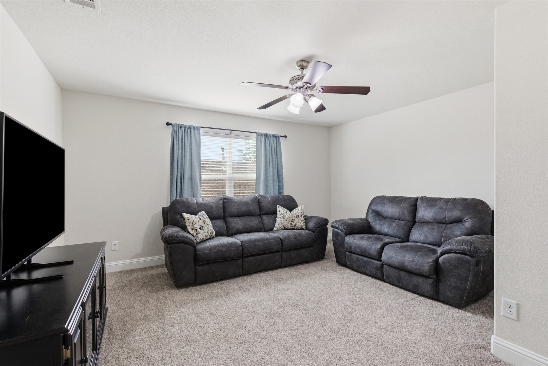 929 Appalachian Lane Savannah TX 76227