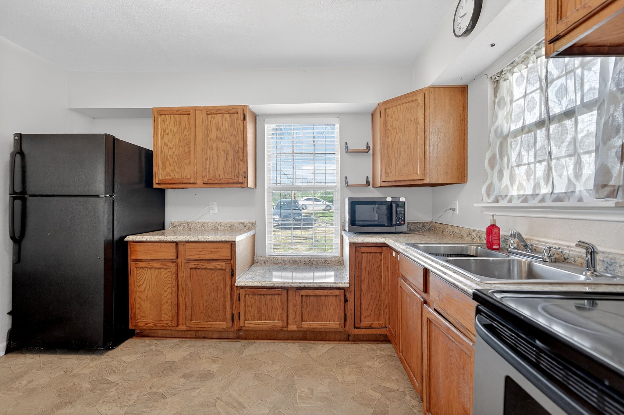 106 E Belt Line Road Wilmer TX 75172