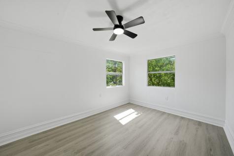 3350 Grafton Avenue Dallas TX 75211
