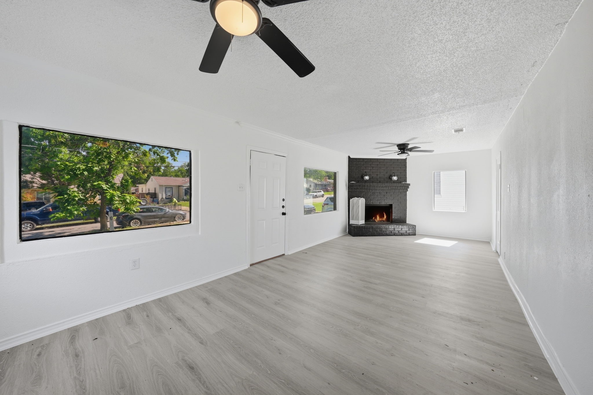 3350 Grafton Avenue Dallas TX 75211