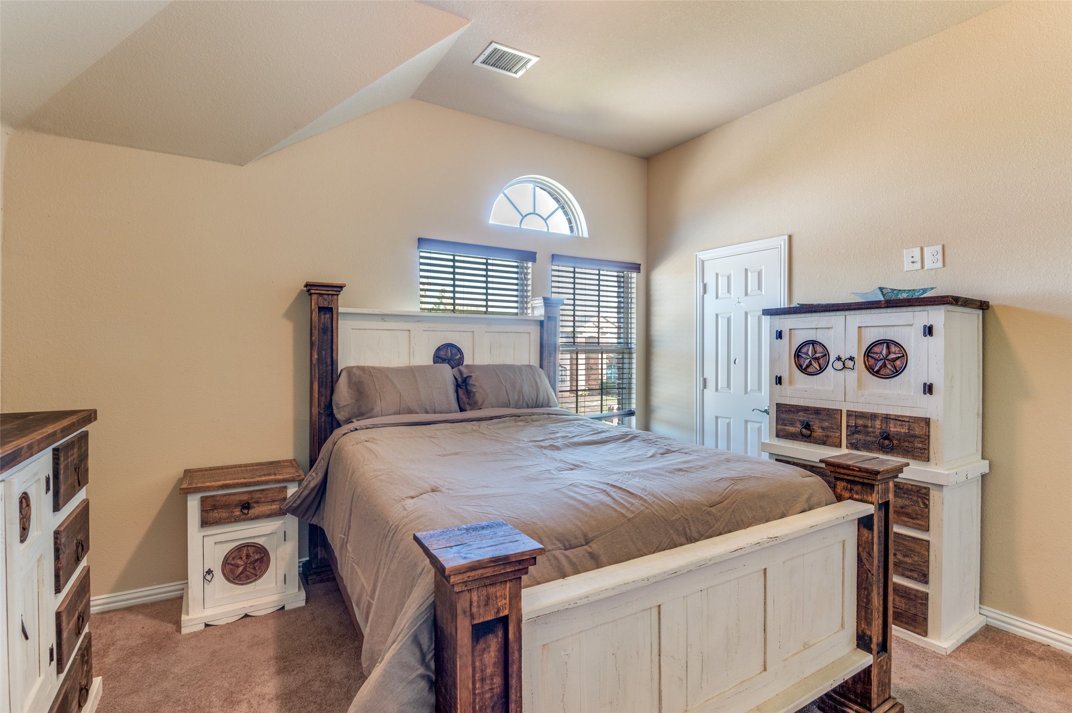1512 Ruffian Road Desoto TX 75115