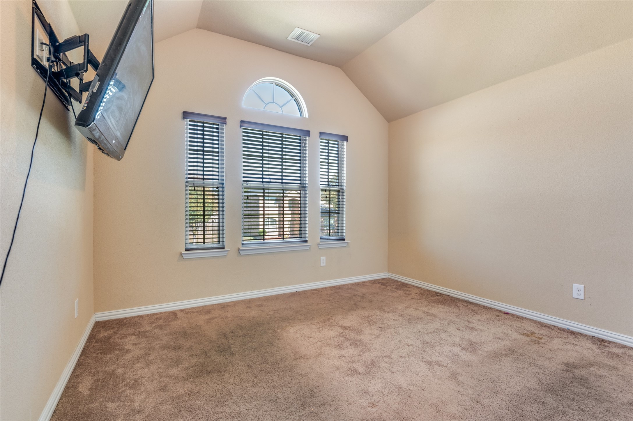 1512 Ruffian Road Desoto TX 75115