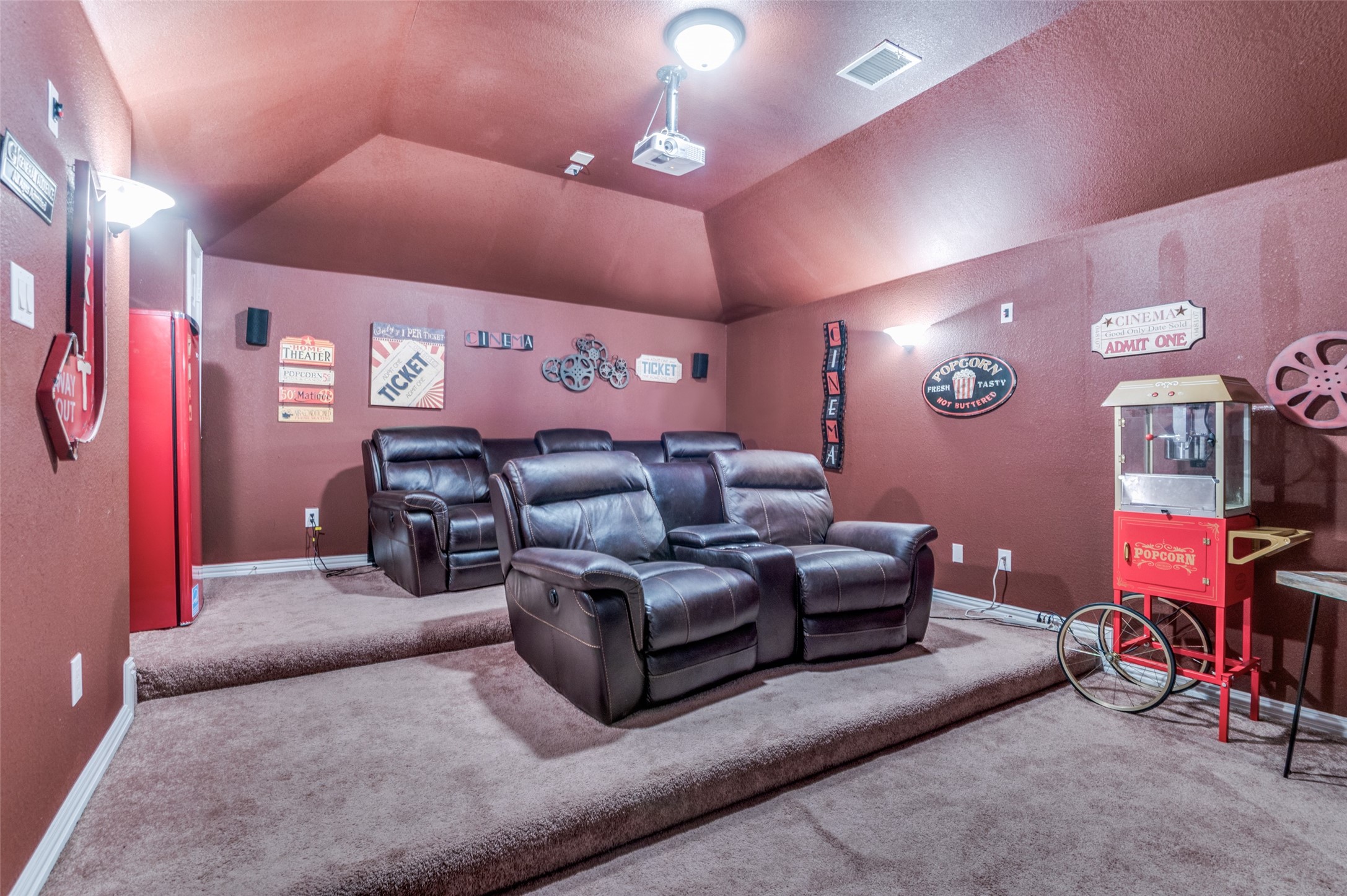 1512 Ruffian Road Desoto TX 75115