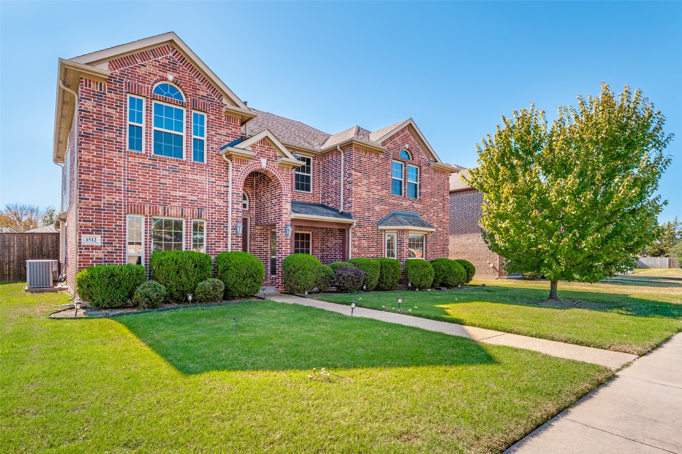 1512 Ruffian Road Desoto TX 75115