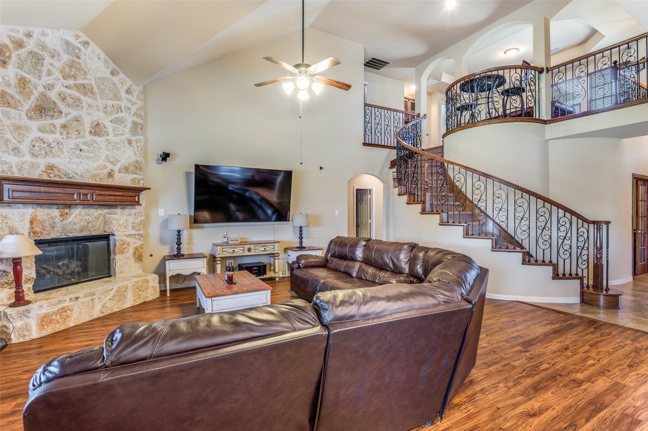 1512 Ruffian Road Desoto TX 75115