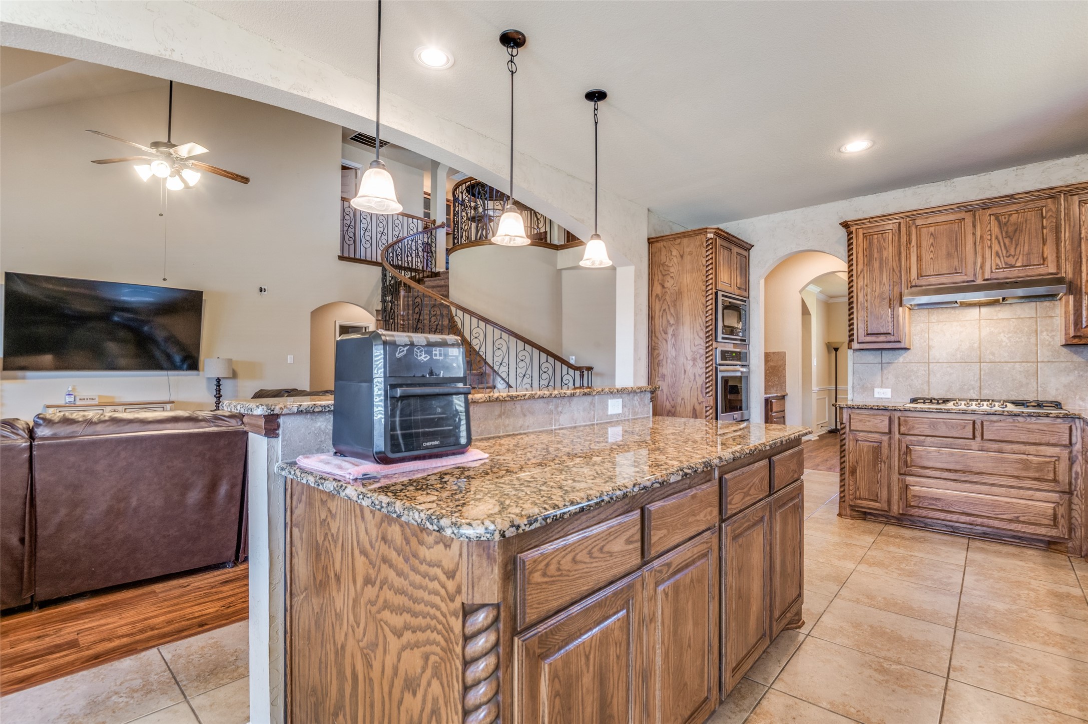 1512 Ruffian Road Desoto TX 75115