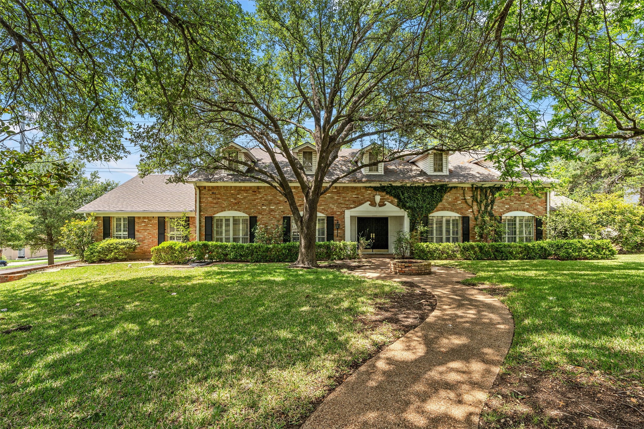 8941 Raven Drive Woodway TX 76712