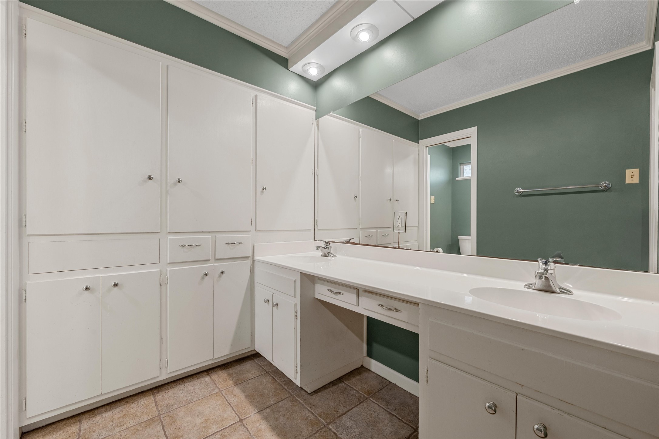 8941 Raven Drive Woodway TX 76712