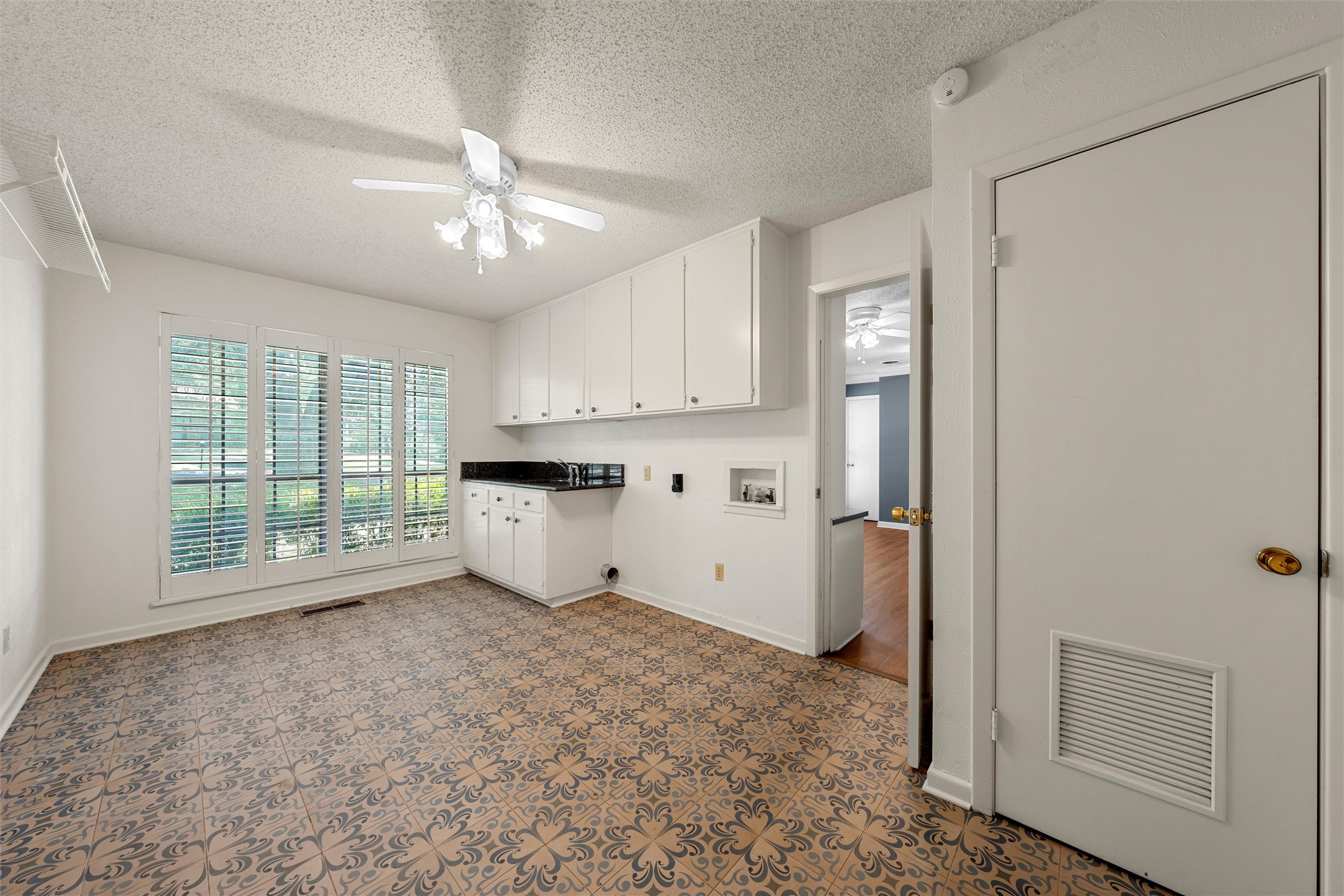 8941 Raven Drive Woodway TX 76712