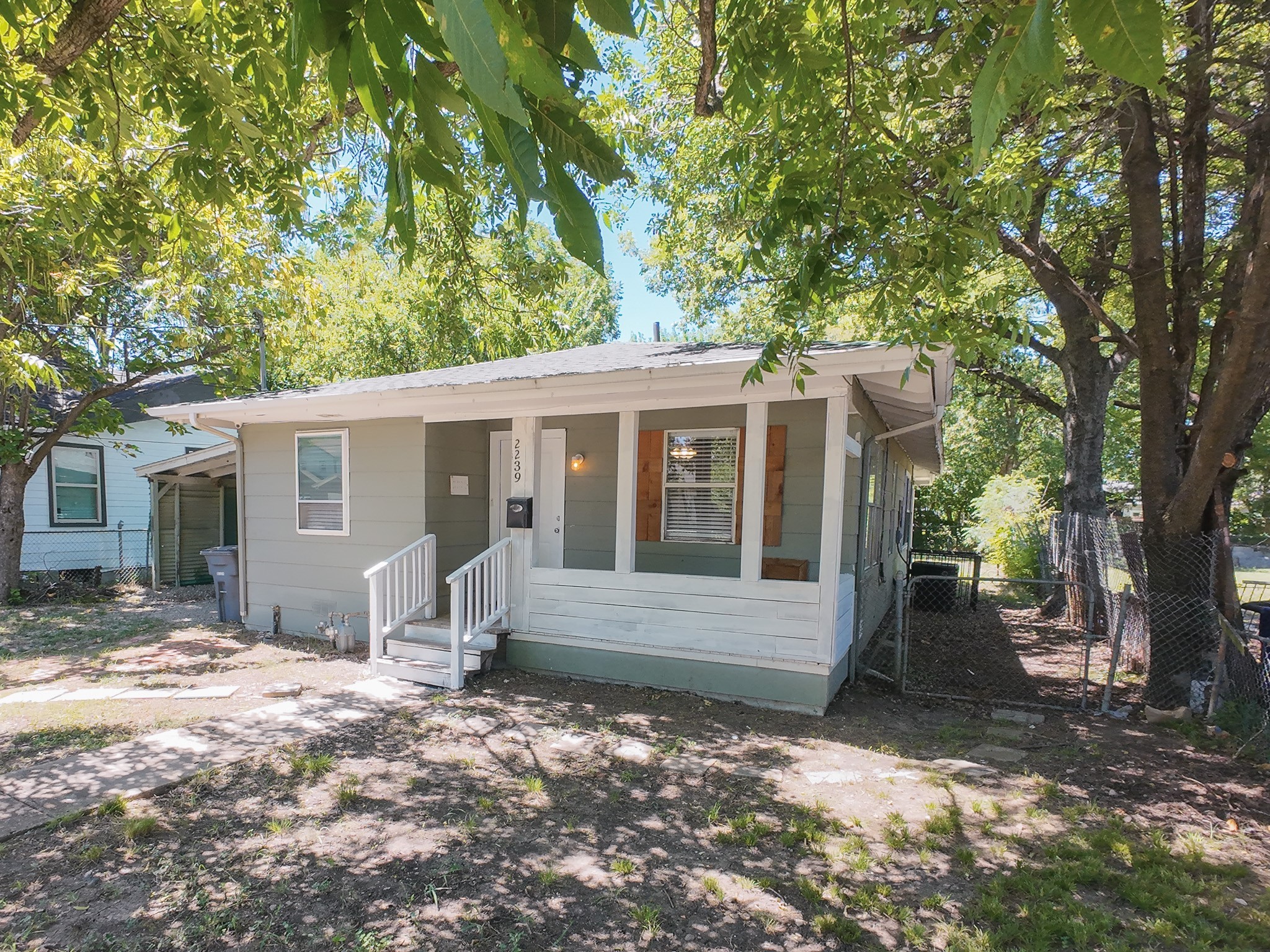 2239 Exeter Avenue Dallas TX 75216