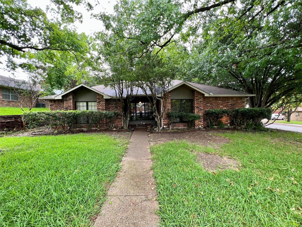 4840 Hovenkamp Drive Dallas TX 75227