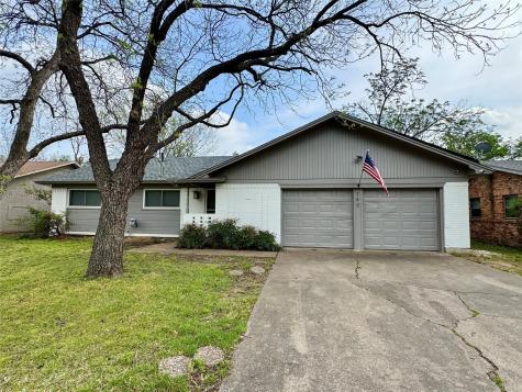 749 Oakwood Avenue Hurst TX 76053