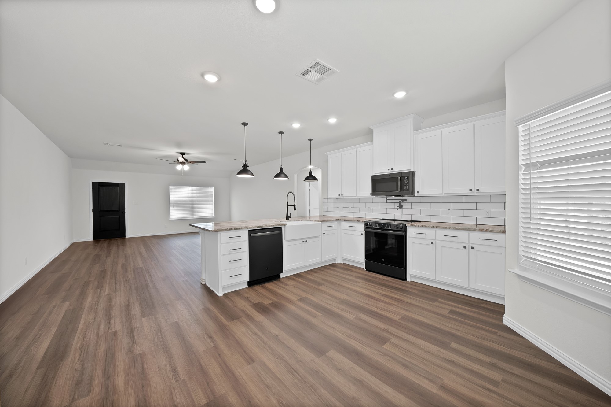 128 Sedona Creek Court Poolville TX 76487