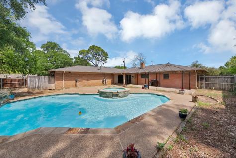 1500 Wagon Wheel Trail Pantego TX 76013