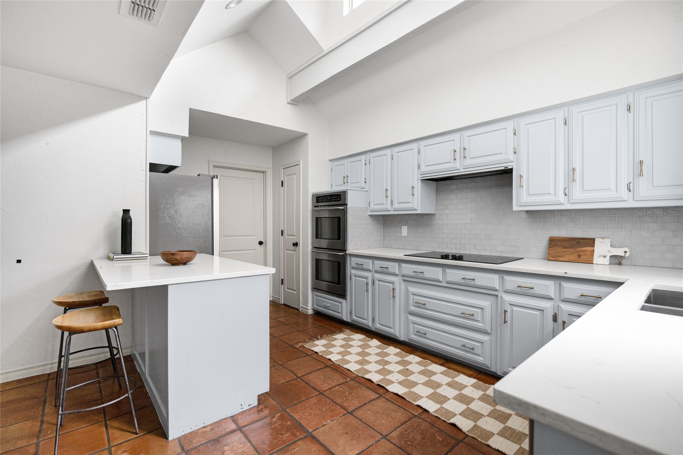 9535 Viewside Drive Dallas TX 75231