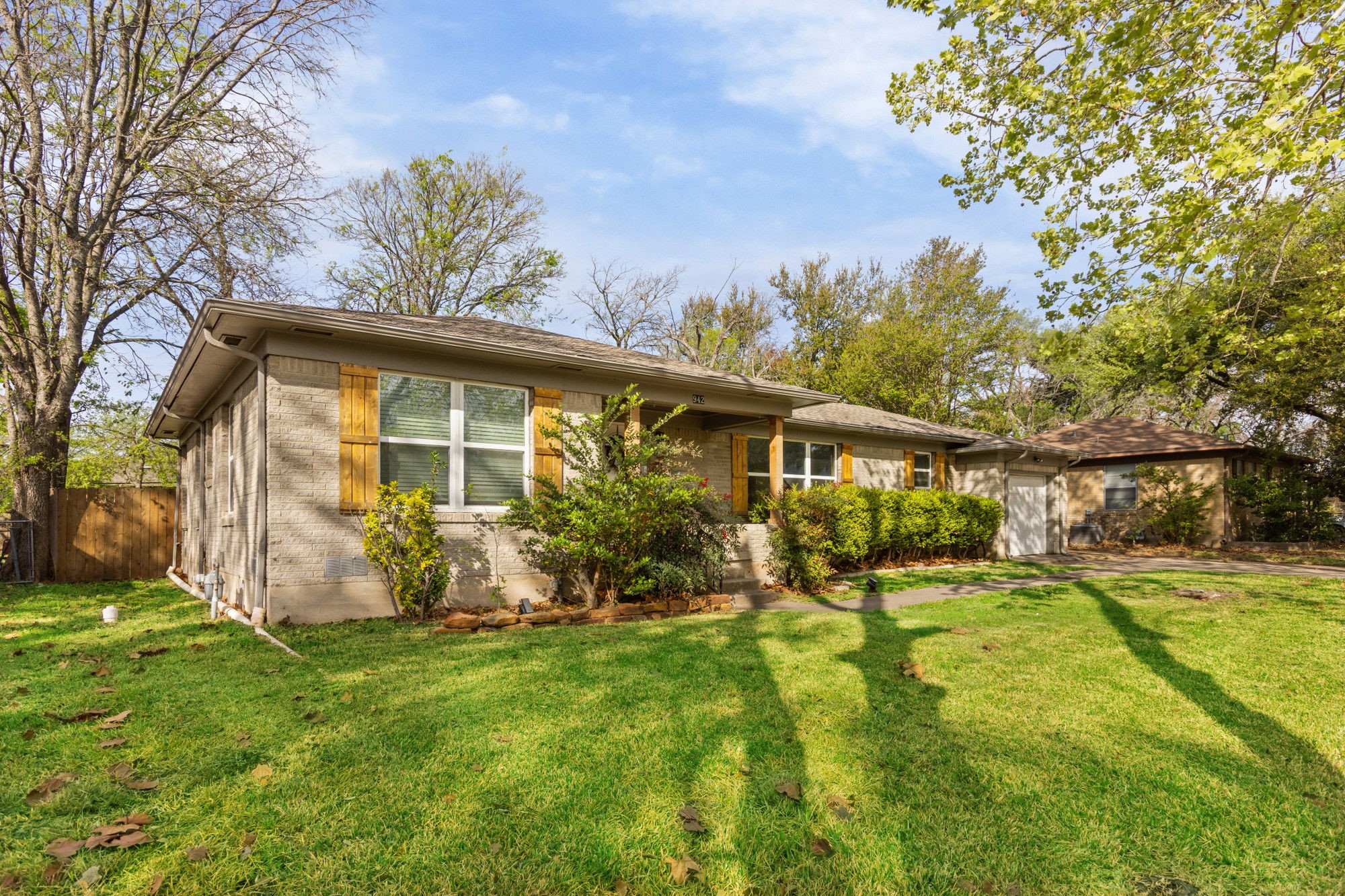 942 Longfellow Street Waco TX 76710