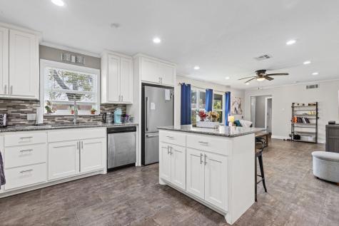 942 Longfellow Street Waco TX 76710