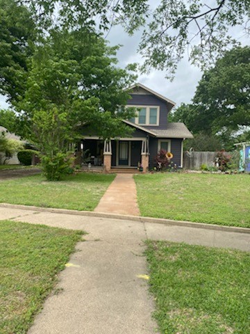 1109 E Marvin Avenue Waxahachie TX 75165