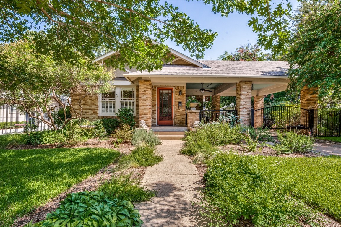 2313 Aster Avenue Fort Worth TX 76111