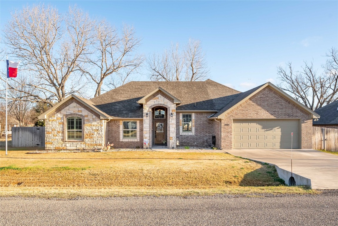 3924 E Chippewa Trail Granbury TX 76048