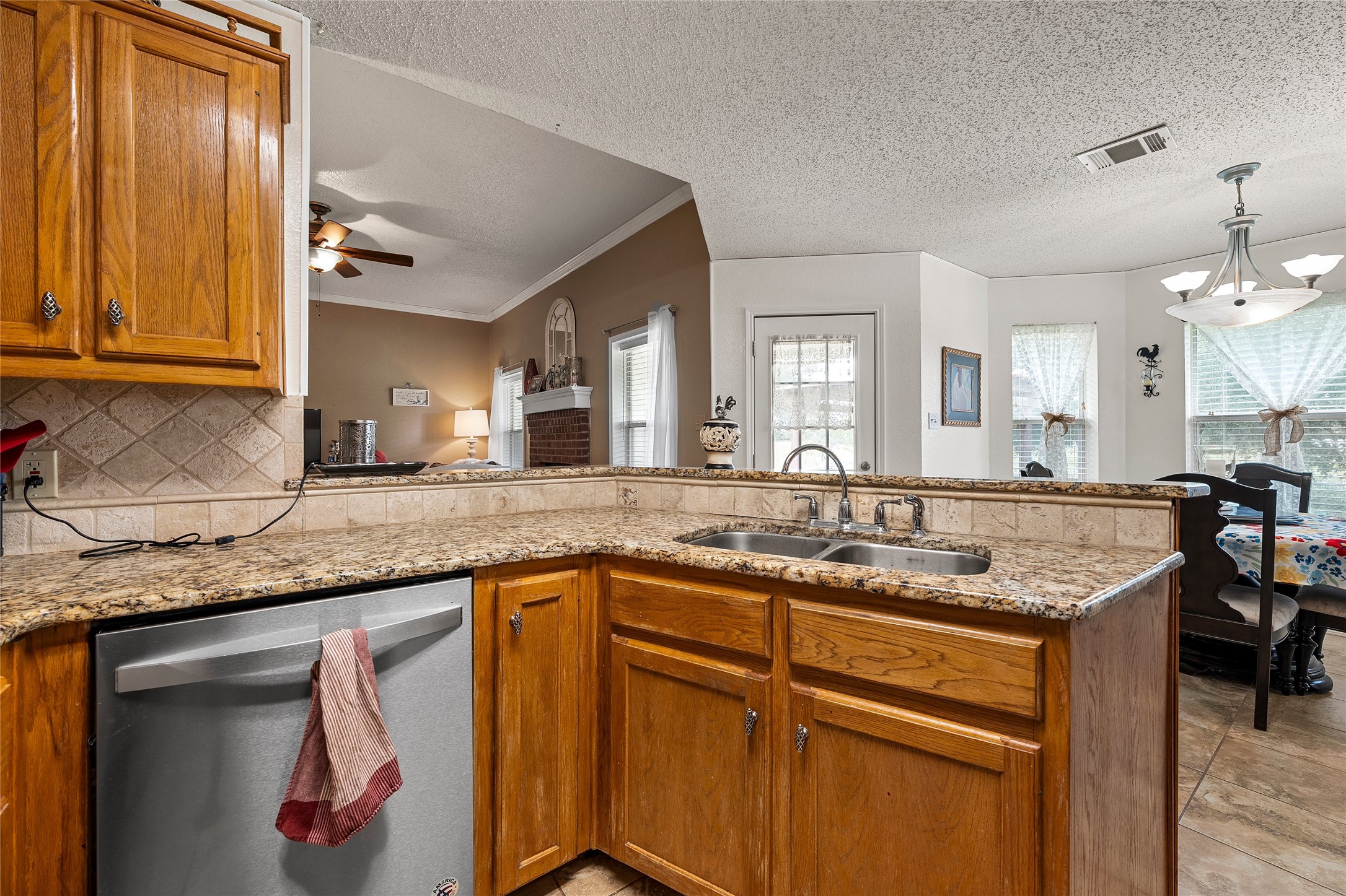 4617 Lexington Street Bellmead TX 76705