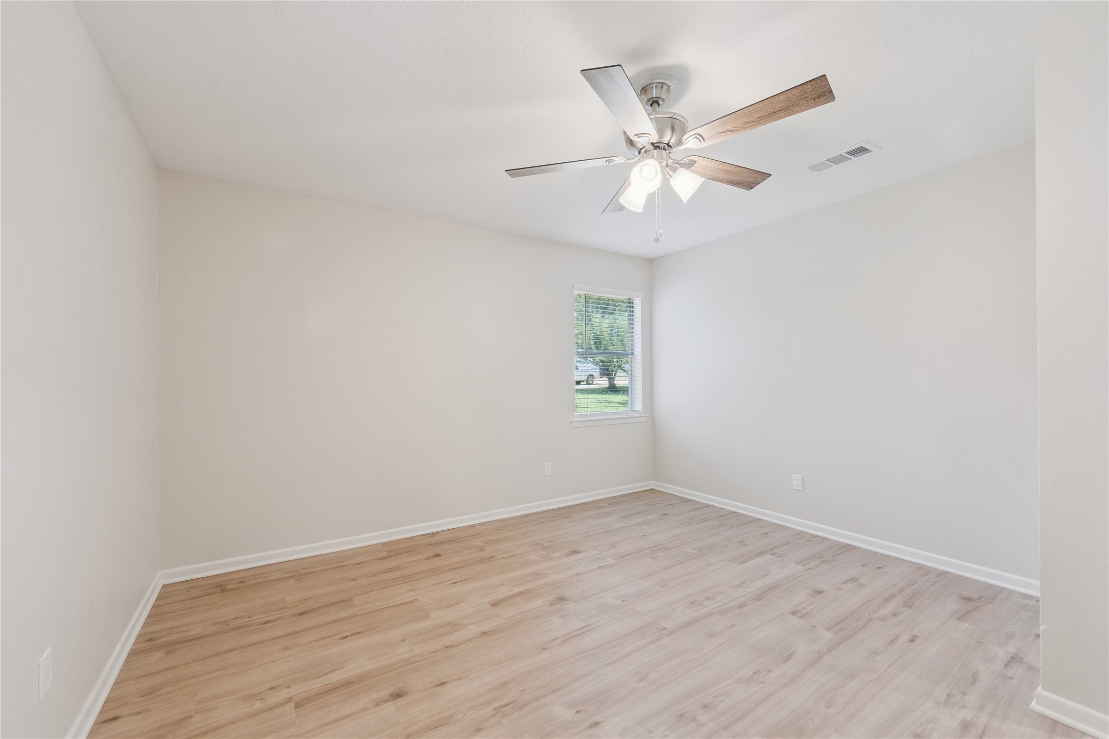 1006 Eagle Drive Eddy TX 76524