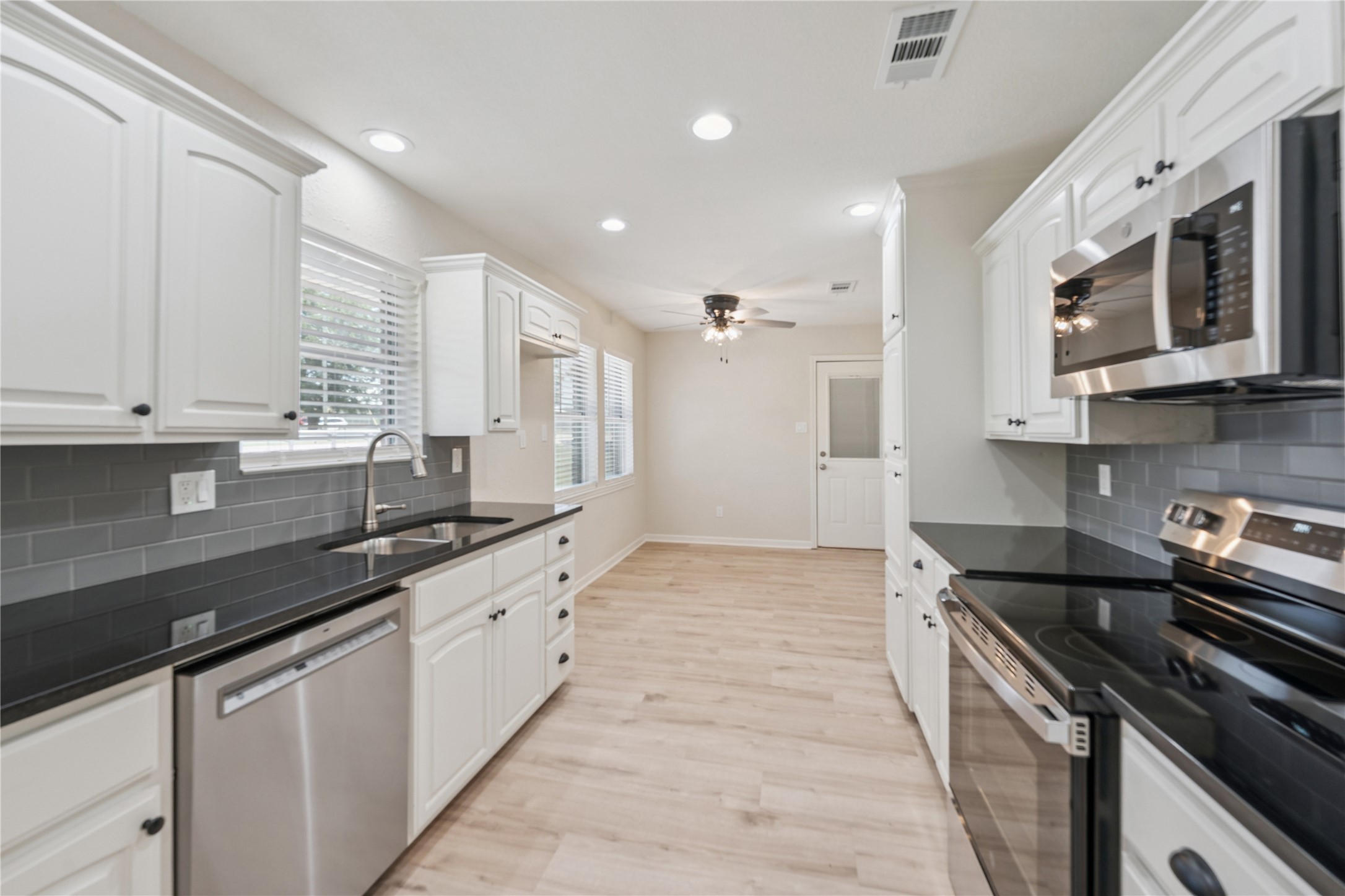1006 Eagle Drive Eddy TX 76524